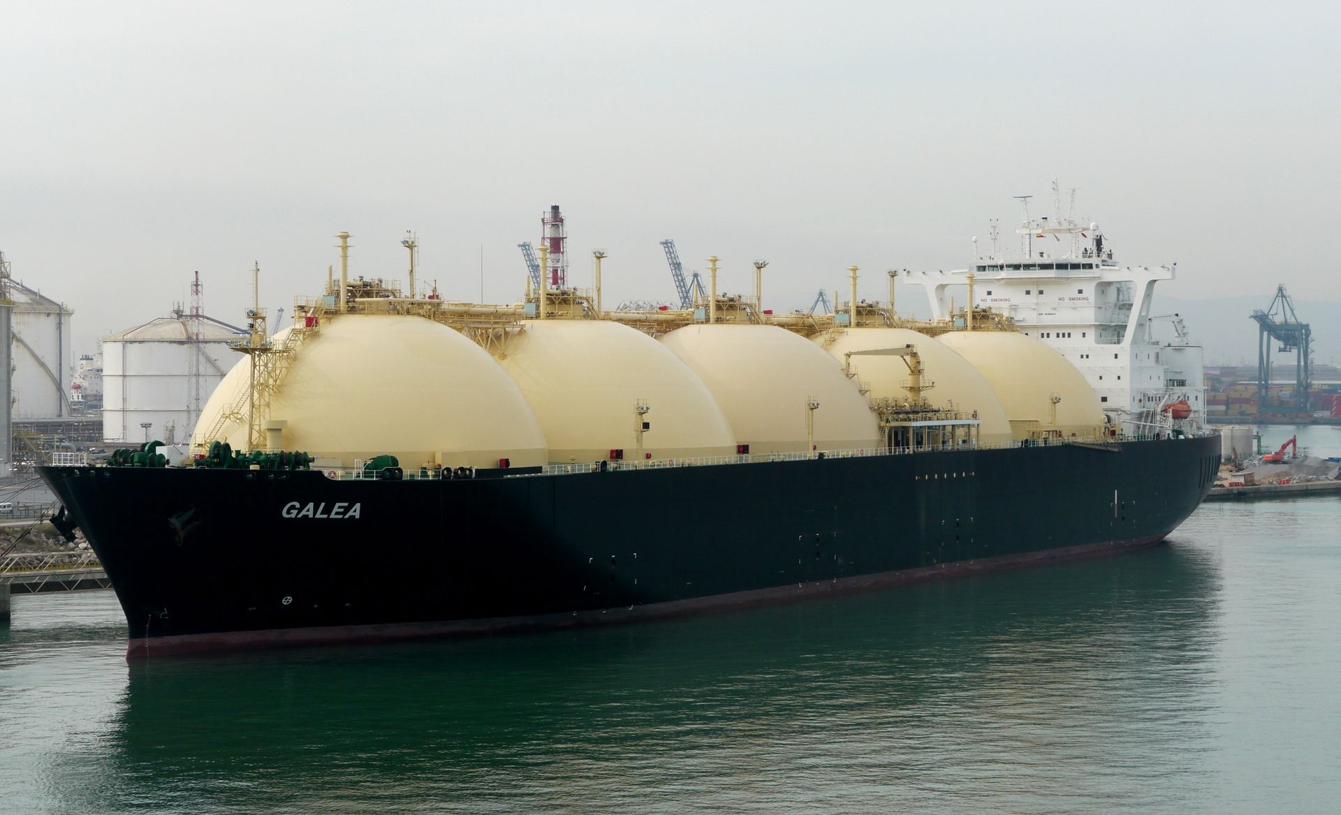 Moss type LNG tanker